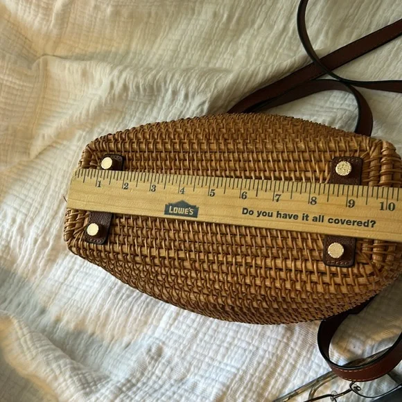 Pulicati Handmade Bags Cane Rattan Basket Cinch-up  Handbag with Crossbody Strap - Picture 4 of 6